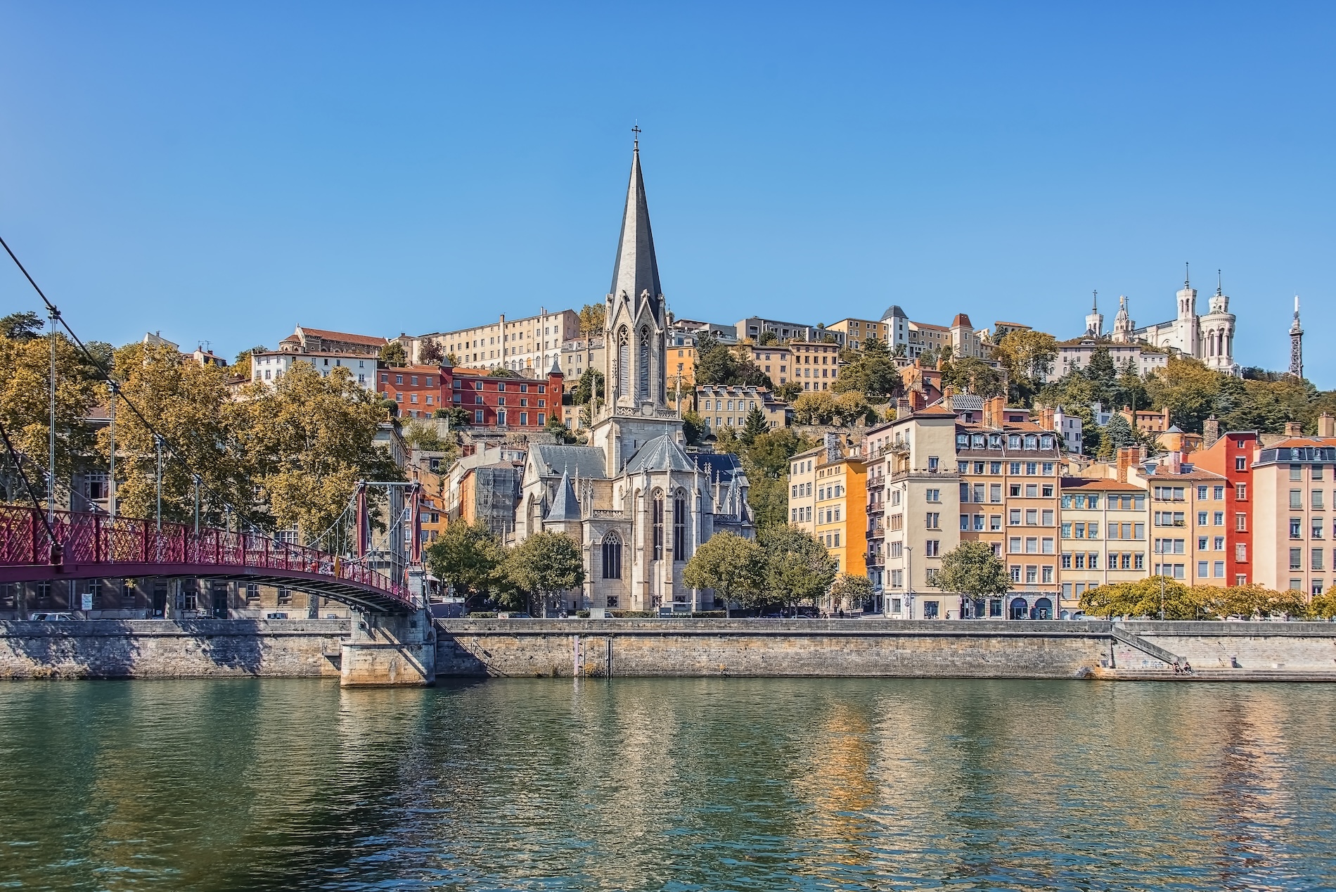 Lyon-desktop.jpg