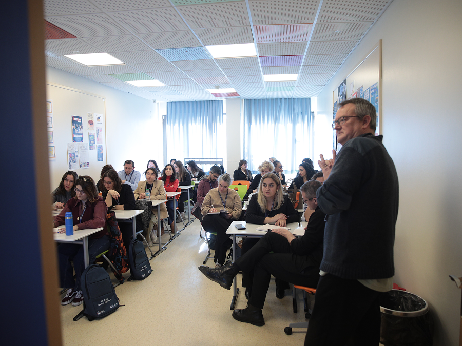 IB Day Turkiye explores collaboration 2.png