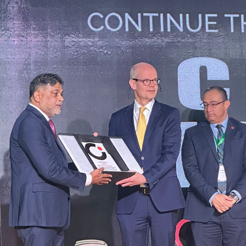 olli-pekka-heinone-receive-cognia-award.jpg